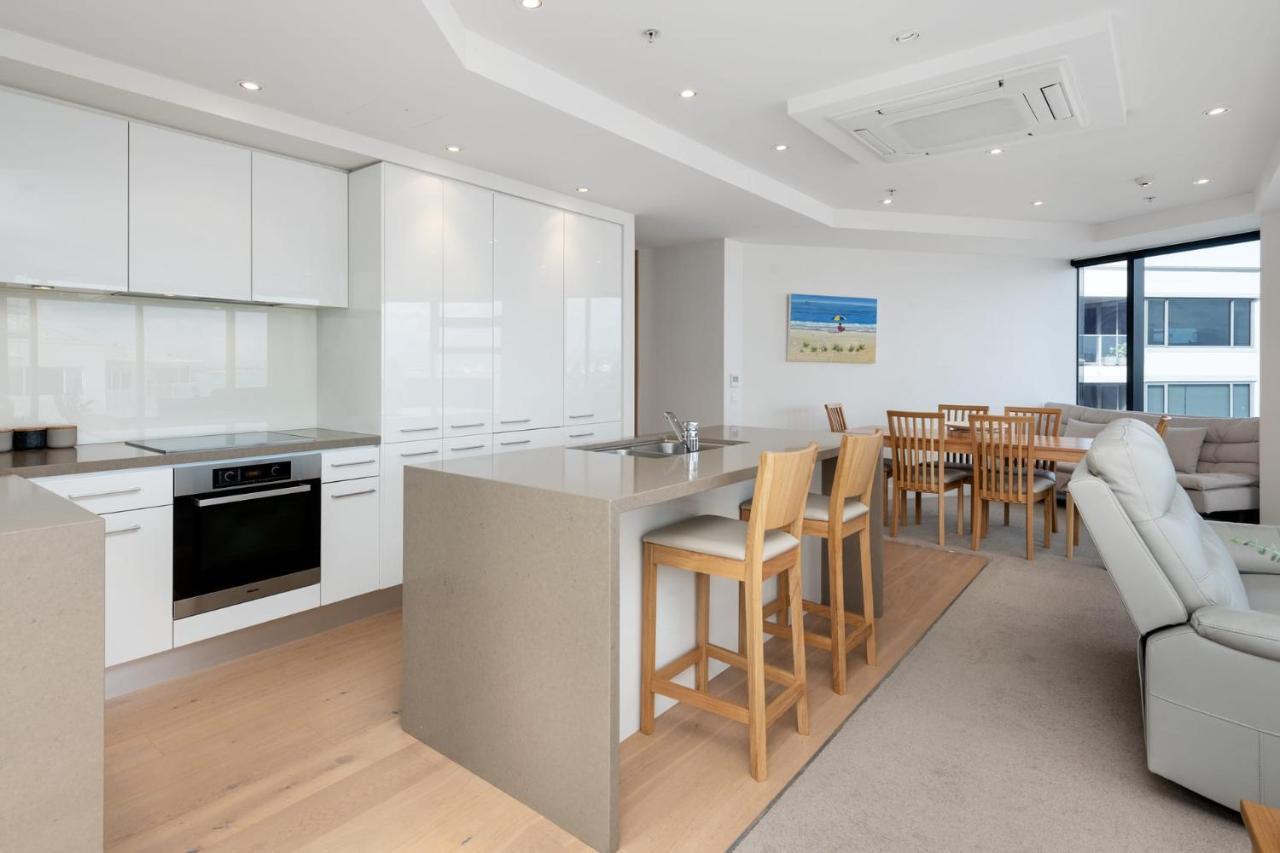 마운트마운가누이 Superb Elevated Views Of Harbour With Heated Pool, Gym & Parking 아파트 외부 사진