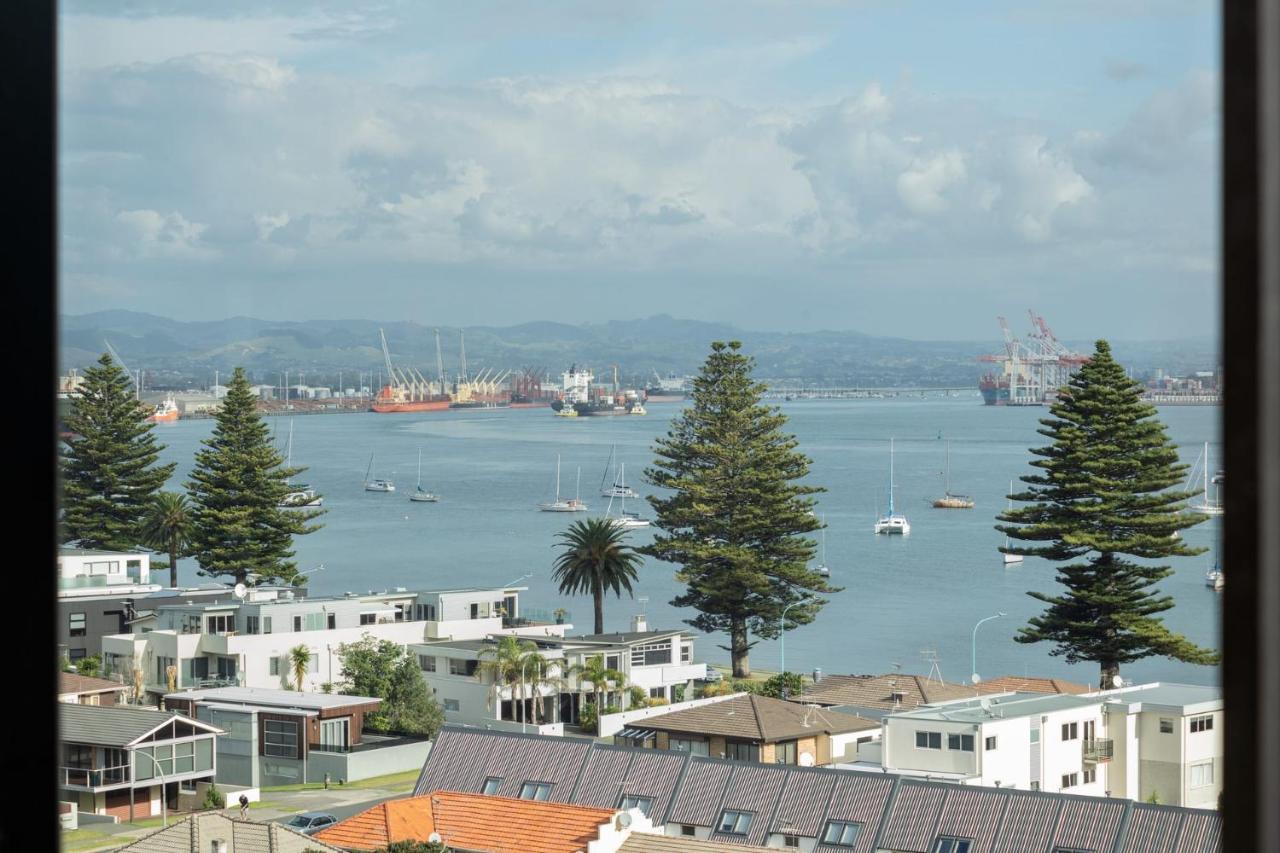 마운트마운가누이 Superb Elevated Views Of Harbour With Heated Pool, Gym & Parking 아파트 외부 사진