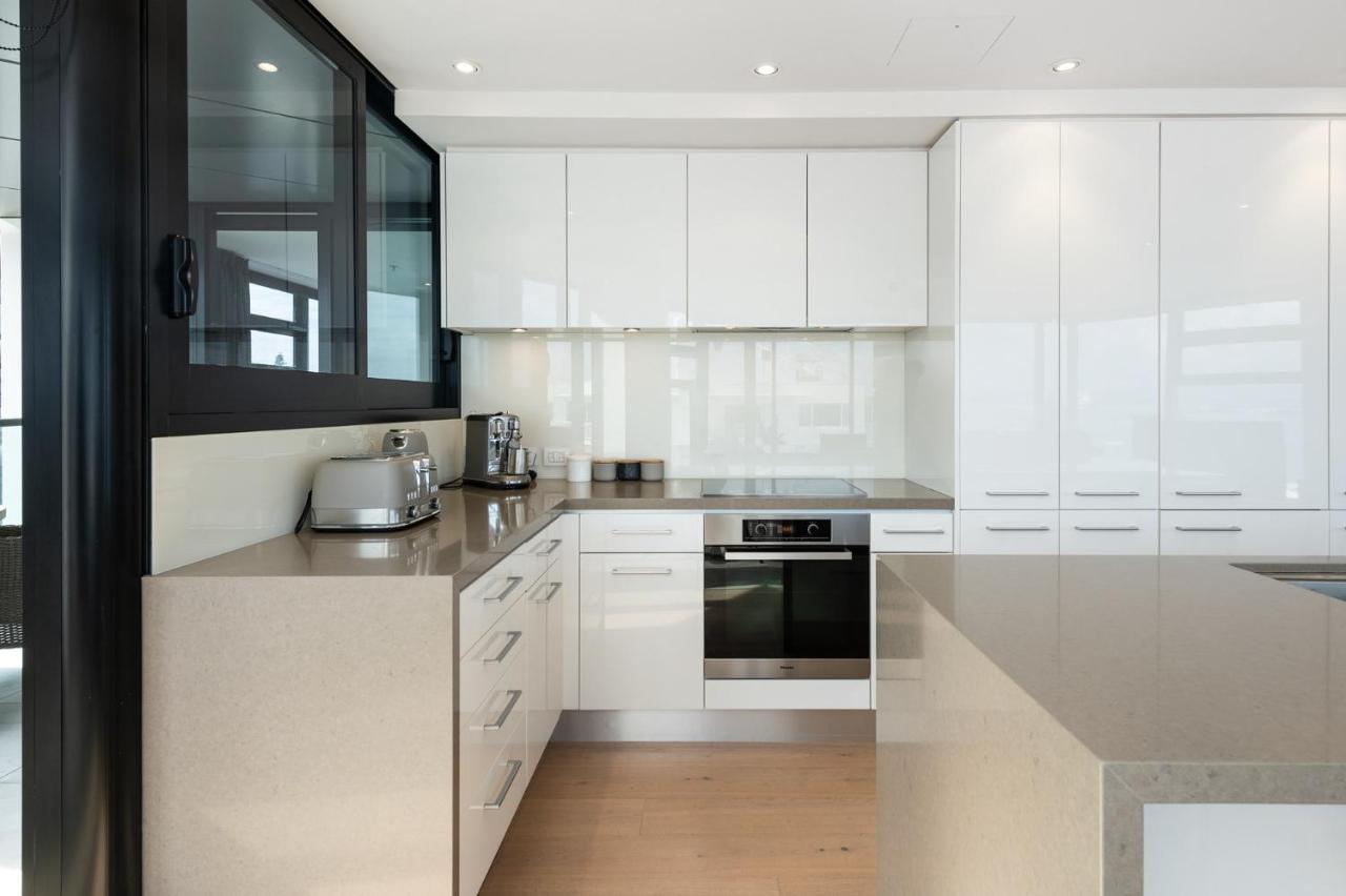 마운트마운가누이 Superb Elevated Views Of Harbour With Heated Pool, Gym & Parking 아파트 외부 사진